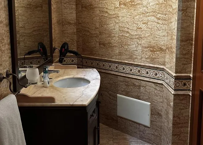 Vittoria's * Sorrent