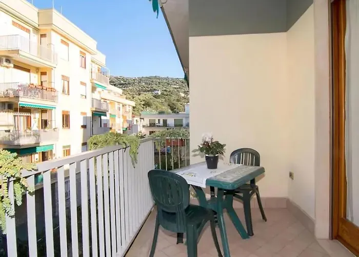 Vittoria's * Sorrent